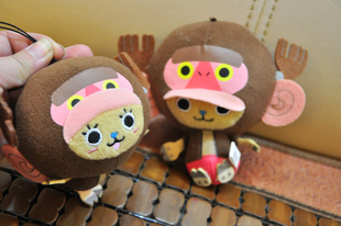 日单  海贼王 乔巴 猴年 扮小猴 毛绒公仔挂件 两款选 0222