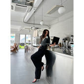 松弛有度 女高腰垂感宽松显瘦阔腿裤 时尚 裤 高级感休闲西装 六指导