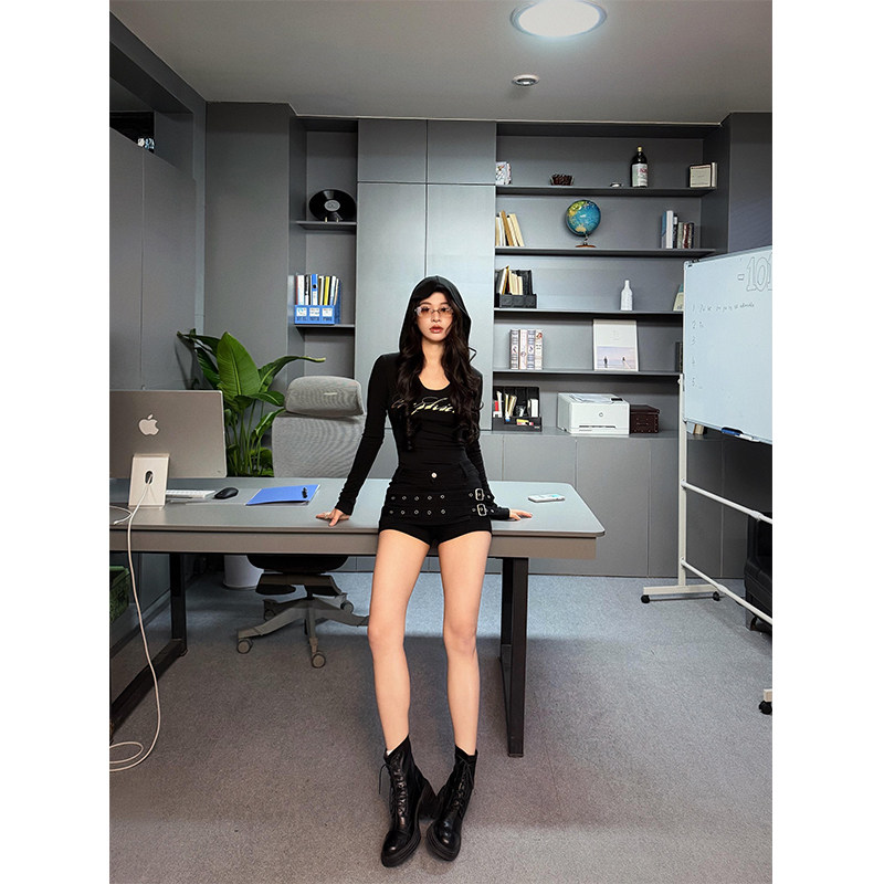 六指导 加州旧街 美式复古辣妹牛仔短裤女设计感小众弹力显瘦热裤