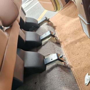 丰田LC76后排座椅调节器后移改装件无损安装增大后排空间