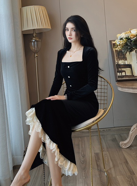 法式方领黑色鱼尾连衣裙女冬季复古温柔修身丝绒包臀裙气质长裙子