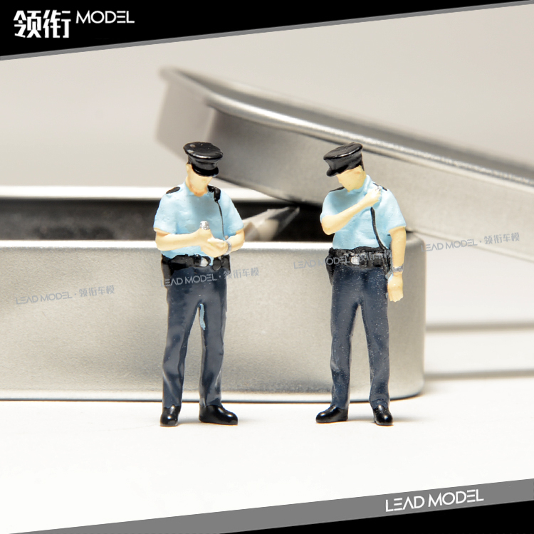 现货|香港 警察 抄牌 街道 场景搭配 MoreArt 1/64 人偶模