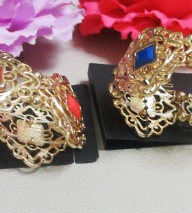 出口外贸饰品波西米亚风欧美时尚夸张镂空仿宝石金色弹力宽手镯