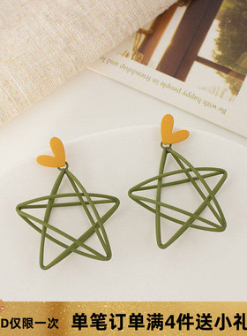 绿色五角星耳环夏日清新耳钉可爱甜美镂空星星无耳洞蚊香盘耳夹女