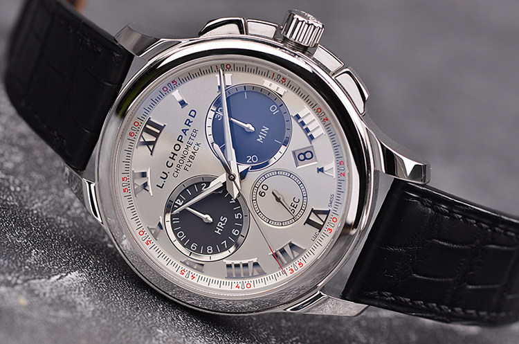 已售出【98新】萧邦LUC白金熊猫面飞返计时日历自动男表161928-1001