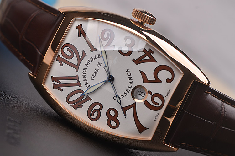 已售出【未使用品】法兰克穆勒玫瑰金8880 B C DT SHR自动机械皮带男表