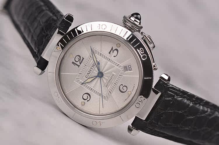 已售出【98新】卡地亚帕莎大三针日历自动机械折叠扣皮带腕表W3103155