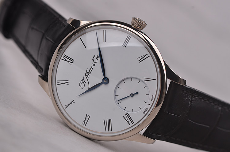 已售出【98新】亨利慕时VENTURER系列白金小三针手动皮带男表2327-0200