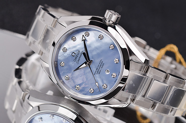 已售出【未使用品】欧米茄海马贝母面刻度钻女表231.10.34.20.57.002