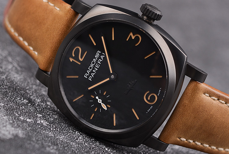 已售出【98新】沛纳海限量珍藏黑色三明治面小三针3日链男表PAM00532