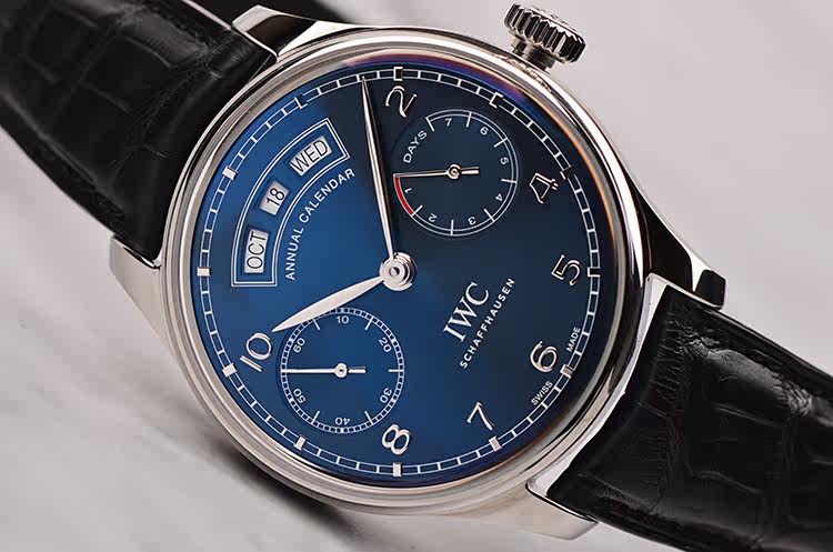 已售出【未使用品】万国葡萄牙蓝面年历动显7日链自动机械男表IW503502