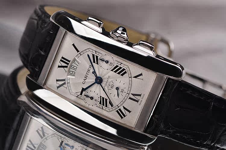 已售出【97新】卡地亚美国坦克白金计时日历自动机械折叠扣男表W2610651