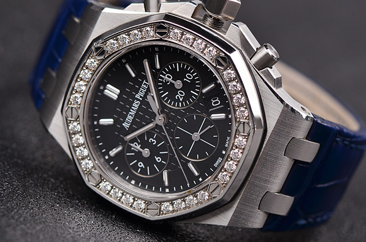 已售出【98新】爱彼皇家橡树离岸型精钢镶钻女表26231ST.ZZ.D002CA.01