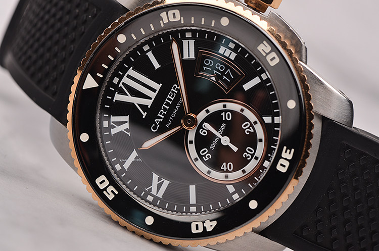 已售出【98新】卡地亚卡利博玫瑰金及钢小三针日历自动男表W7100055全套