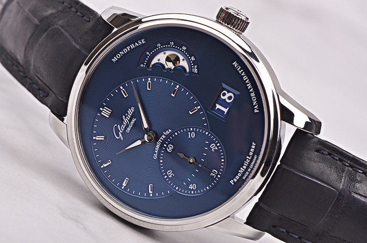 已售出【98新】格拉苏蒂蓝面偏心大日历月相自动机械男表90-02-46-32-35