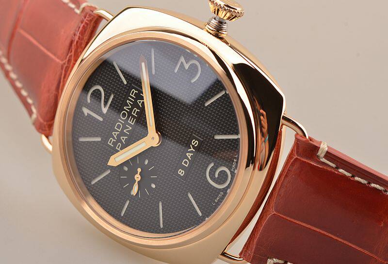 已售出【97新】沛纳海玫瑰金八天链动显手上链男表PAM00197全套有保养