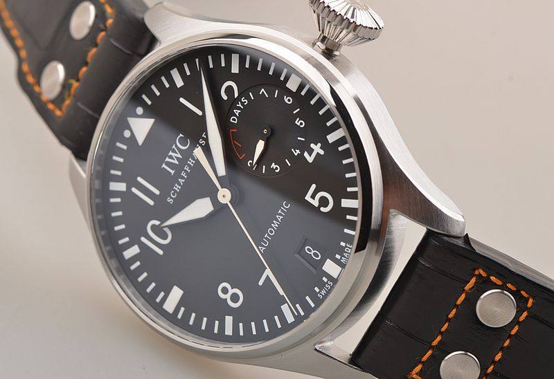 已售出【97新】万国大飞黑盘7日链动显大日历皮带男表IW500401