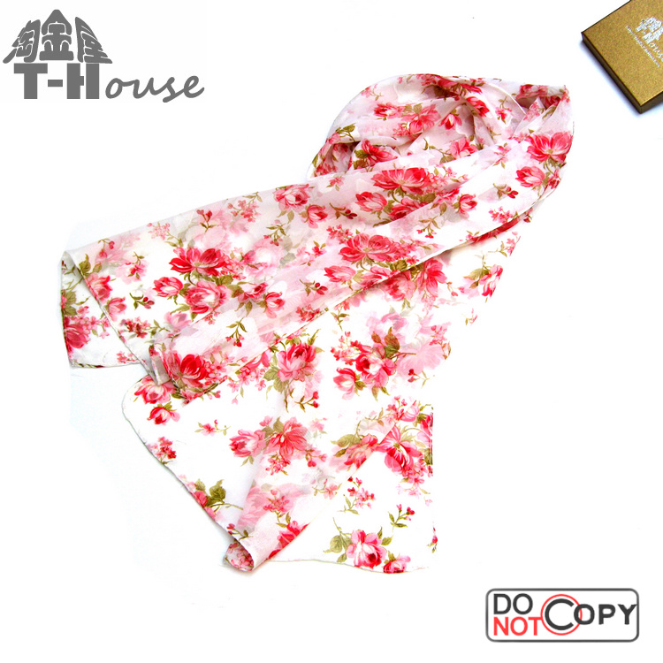 春季长款百搭丝巾