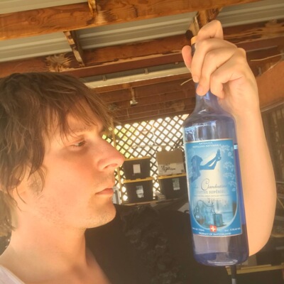 全球Top十瑞士苦艾酒柯蓝Abs