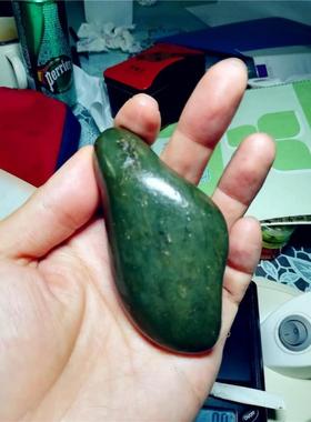 155.3克新疆和田玉籽料沙枣青原石玩料