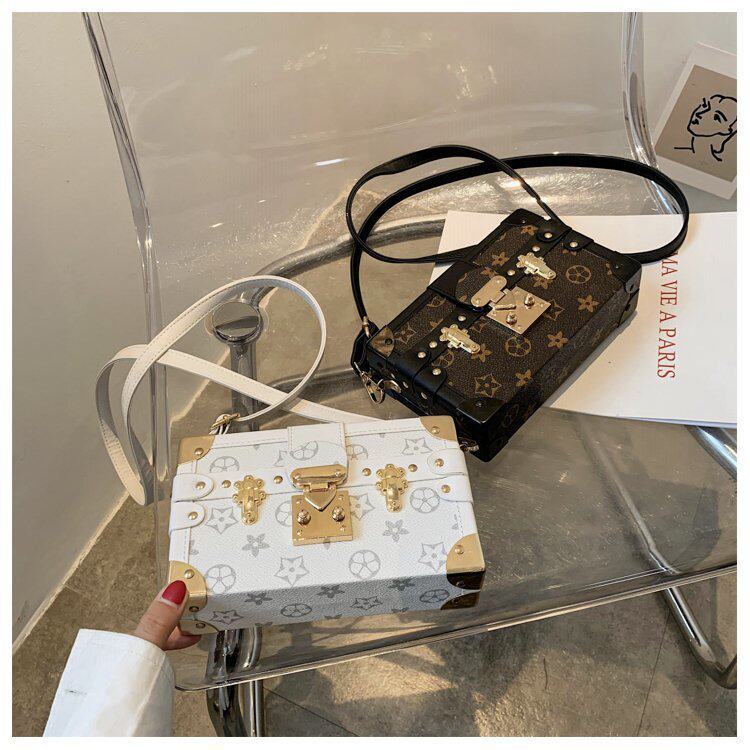 单肩包女士感斜挎包复古小箱子轻奢精品女包新款老花小方包