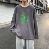 深灰色
