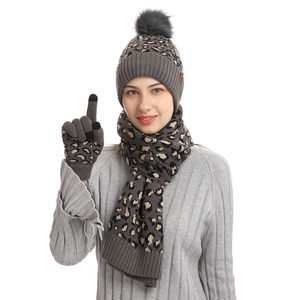 W0978欧美冬针织帽套装新款女豹纹保暖毛线帽子围巾手套三件套图片