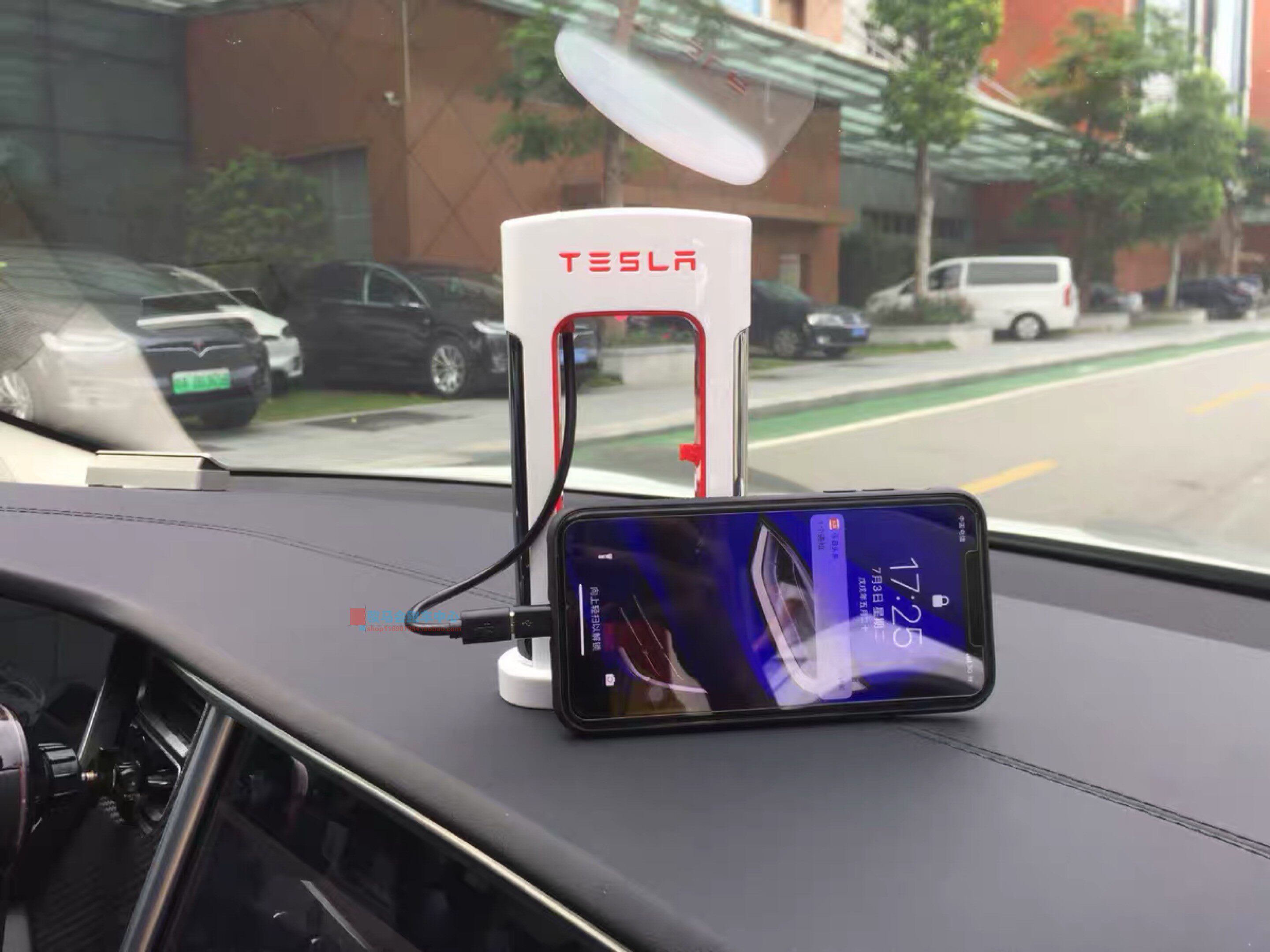 新创意Tesla PowerBank特斯拉充电桩便携超薄移动电源充电宝包邮在类目 3C数码配件, 移动电源中 - 来自Buy2taobao.com提供专业的淘宝代购服务