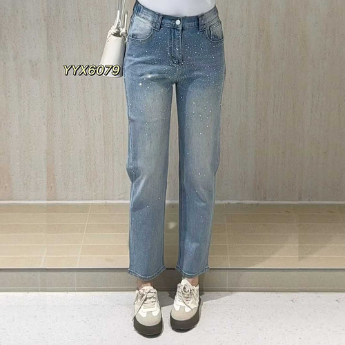宜语析6079夏加大码烟管牛仔裤女