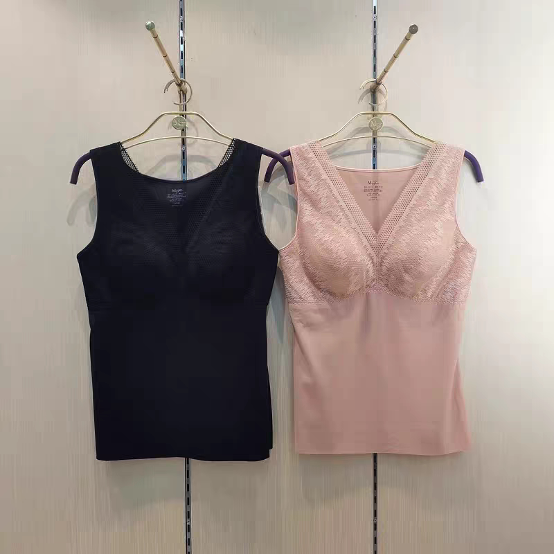 曼妮芬正品女士性感蕾丝v领带罩杯芒果杯中厚保暖内衣20210641