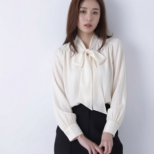 重要场合漂亮白衬衫Spick&S蝴蝶结飘带高级光泽感上衣女2026新款