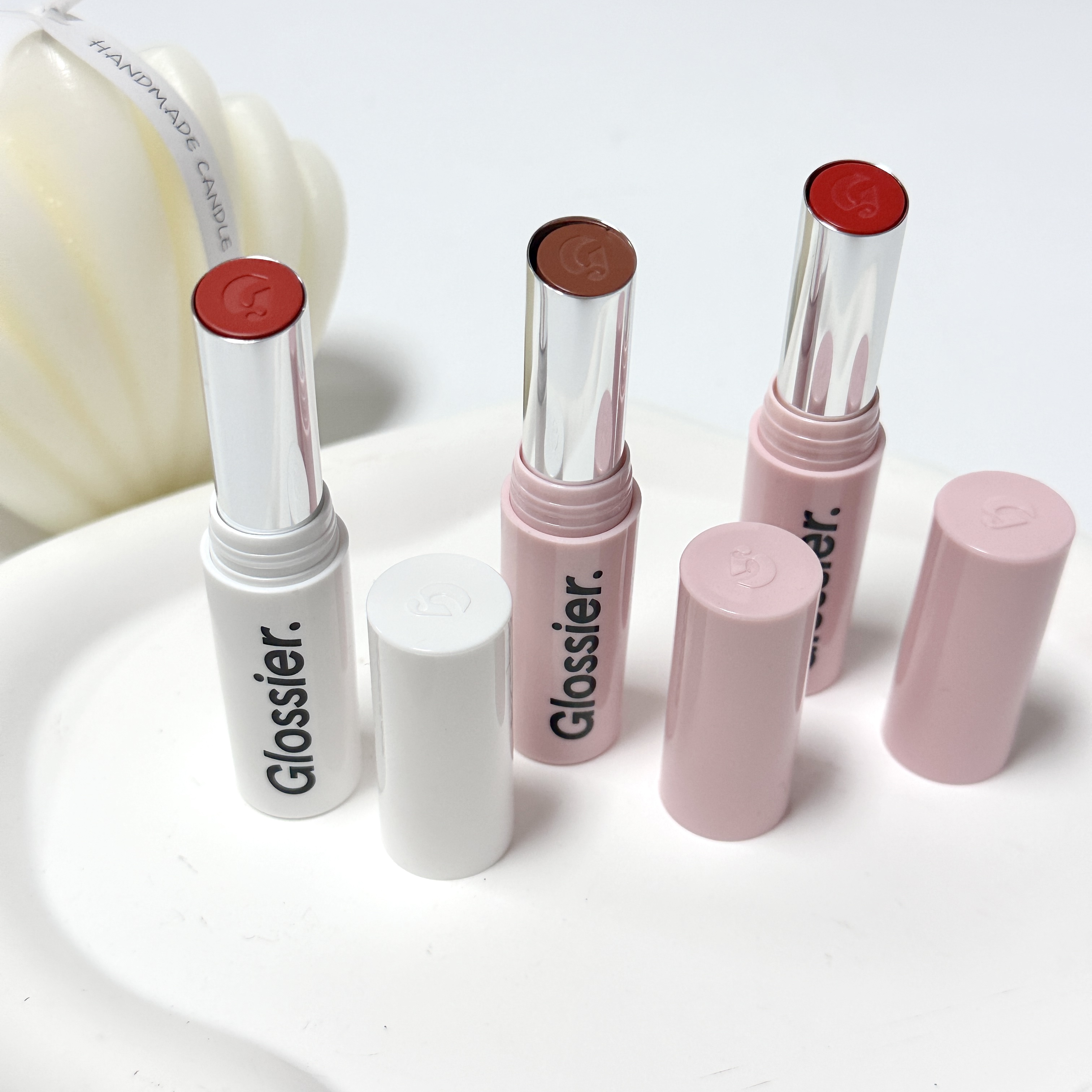 海淘好物～Glossier唇膏口红 哑光滋润pony fuzz leo cake coupe