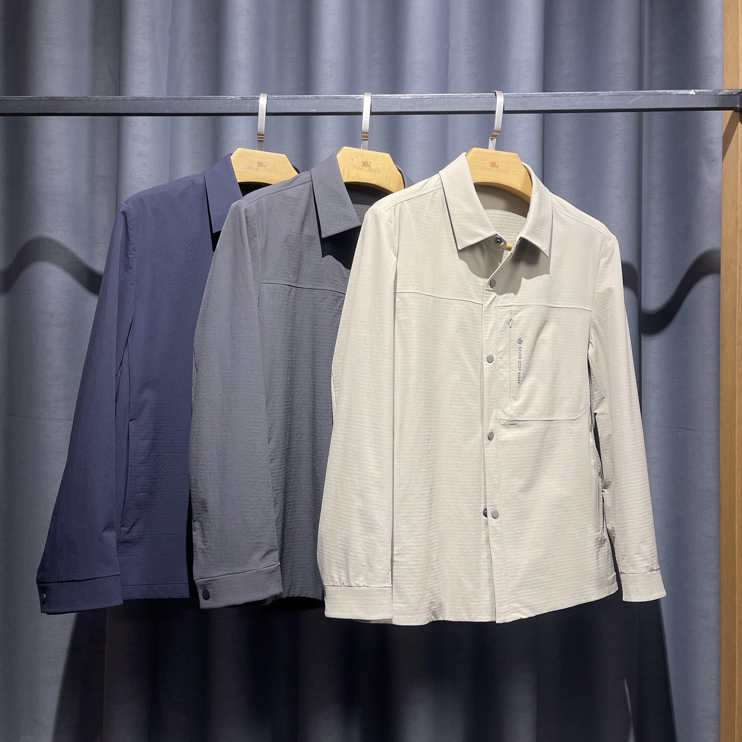 衬衫式夹克 三色年轻翻领商务夹克 春秋款 抗皱带弹复合面料 茄克