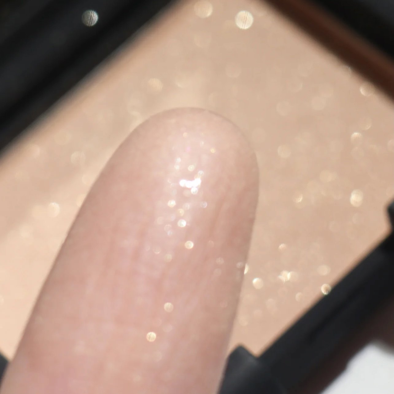 nars单色眼影night star敲闪仙碎钻奶杏色叠图提亮神器偏光包邮