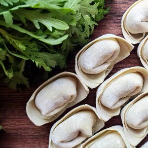 老上海新鲜茼蒿菜鲜肉黑皮菜肉大馄饨2盒24个方便无添加早餐点心