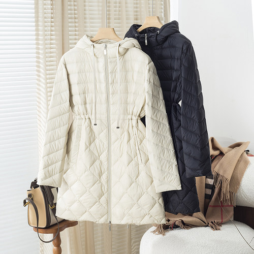 时尚菱格压线中长款连帽羽绒服