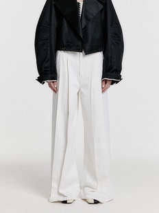 【现货5折】EENK 24RS 白色褶涧宽松版型牛仔长裤 DOUBLE BOO买手