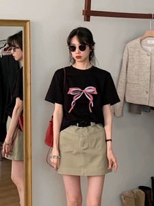 T0916-P25 黑色蝴蝶结短袖T恤女2025春夏新款圆领打底衫内搭上衣图片