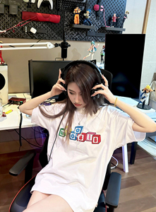 T0925-P25 潮学院风HelloKitty短袖T恤女夏季新款情侣半袖上衣图片