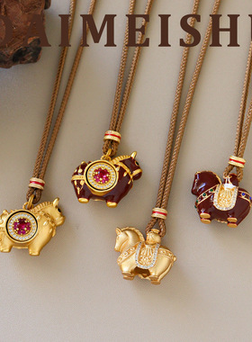 马年原创复古精致百搭微镶锆石小马毛衣链轻奢高级感本命年项链女