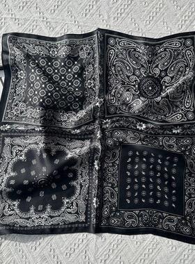 春季新款真丝丝巾女黑色四宫格百搭70cm方巾高级感围脖小领巾