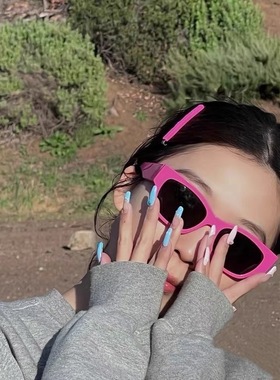 海边沙滩白框黑片复古墨镜小脸遮阳防紫外线糖果色太阳镜少女粉红