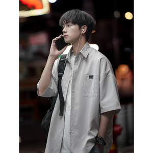 相机 短袖条纹衬衫男潮ins设计感小众休闲衬衣大码M-5XL CS103图片