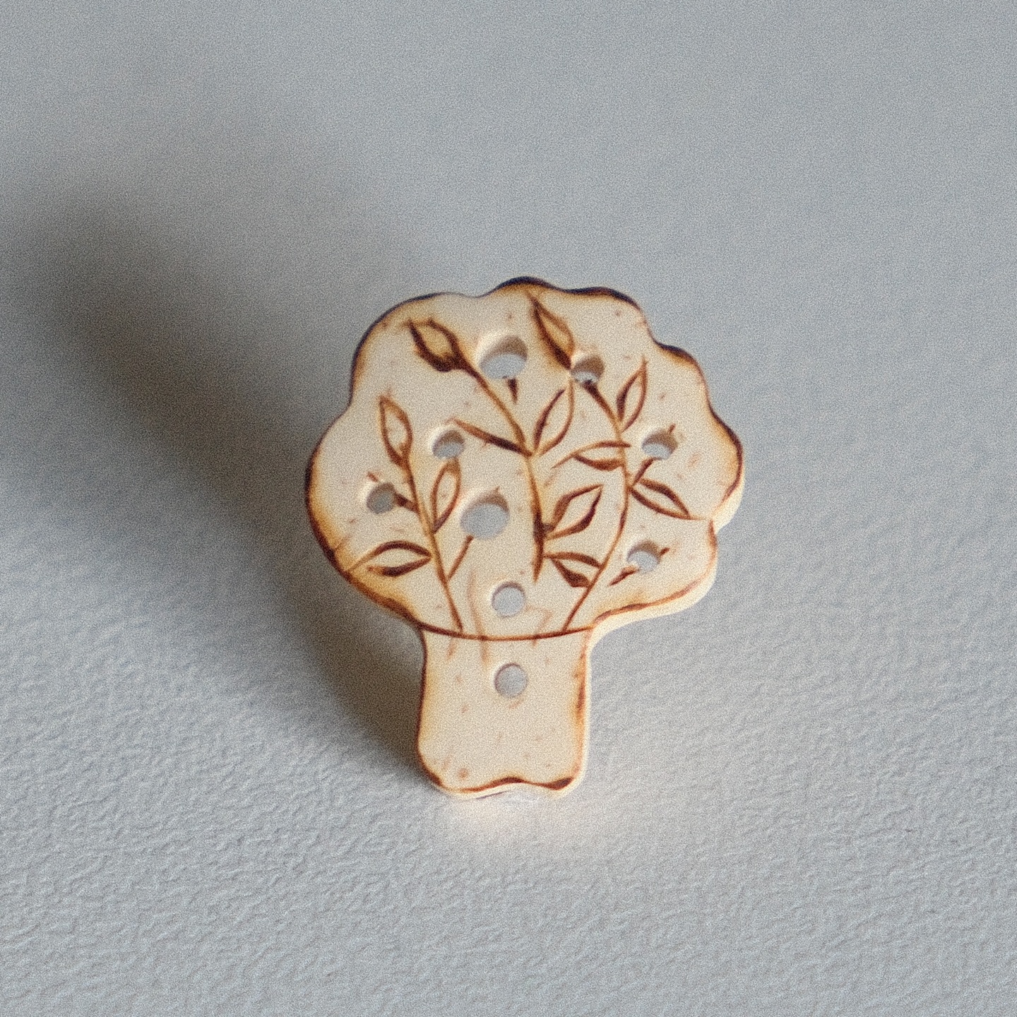 自然底色童话感大树造型纽扣