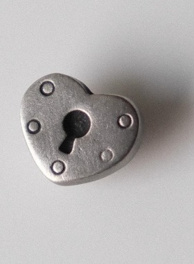 绝版12mmx18mm一颗价德国JIM拉丝古董银带钥匙孔的爱心造型纽扣