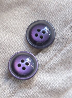 15mm一颗价英国Textile Garden中心月光猫眼感紫色黑色渐变纽扣