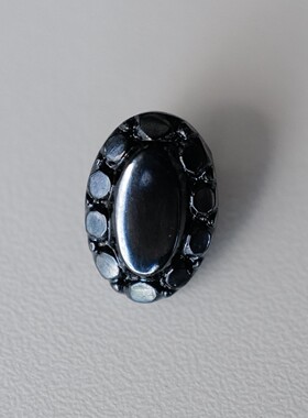 13mmx9mm仅一颗德国VINTAGE50年代凸纹波点纹边青金月光玻璃纽扣