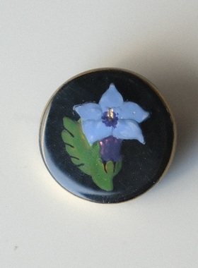 22mm一颗价格德国JIM黑色树脂中心蓝紫色龙胆花纽扣