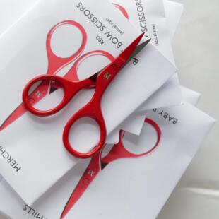 英国Merchant and Mills Baby Bow Scissors红色迷你弯弓剪刀