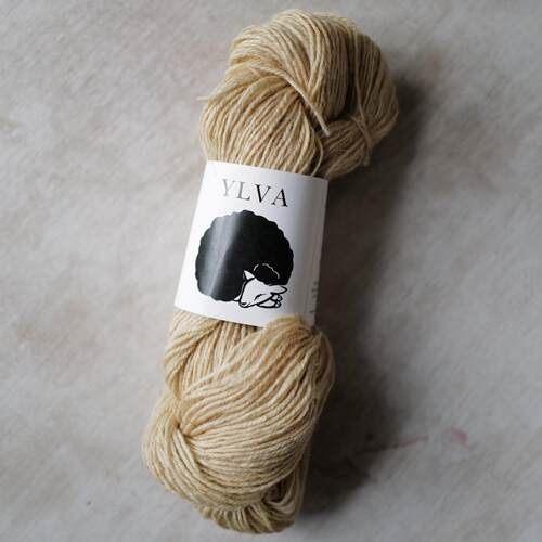 HeyMamaWolfYlvaPlant-dyed